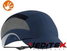 Casquette bleu côté