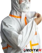 mo44500_4m40_coverall_5