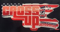Broderie Cross up